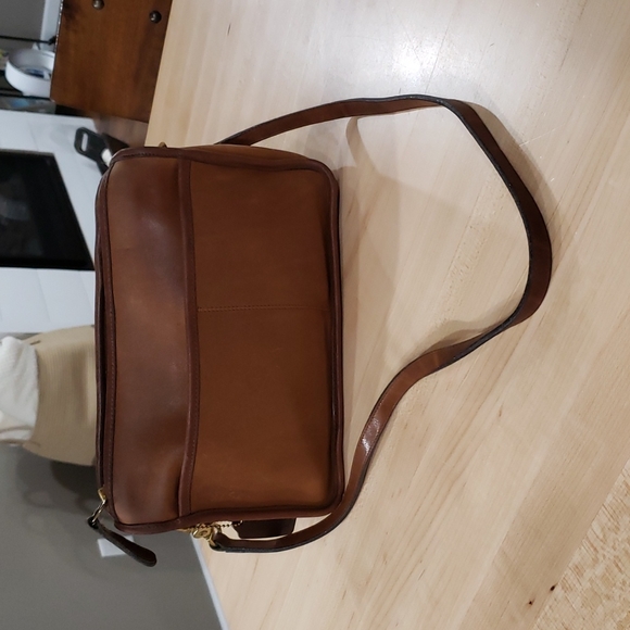 Coach Handbags - Vintage Coach bag
